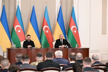 Azərbaycan və Ukrayna prezidentləri mətbuata bəyanatlarla çıxış ediblər