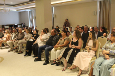 "QəbələFest" çərçivəsində tanınmış diplomat və tarixçi-alim Həsən Həsənovla görüş keçirilib